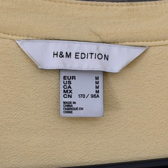 H&M Cream Ruffle Blouse - Picture 3 of 5